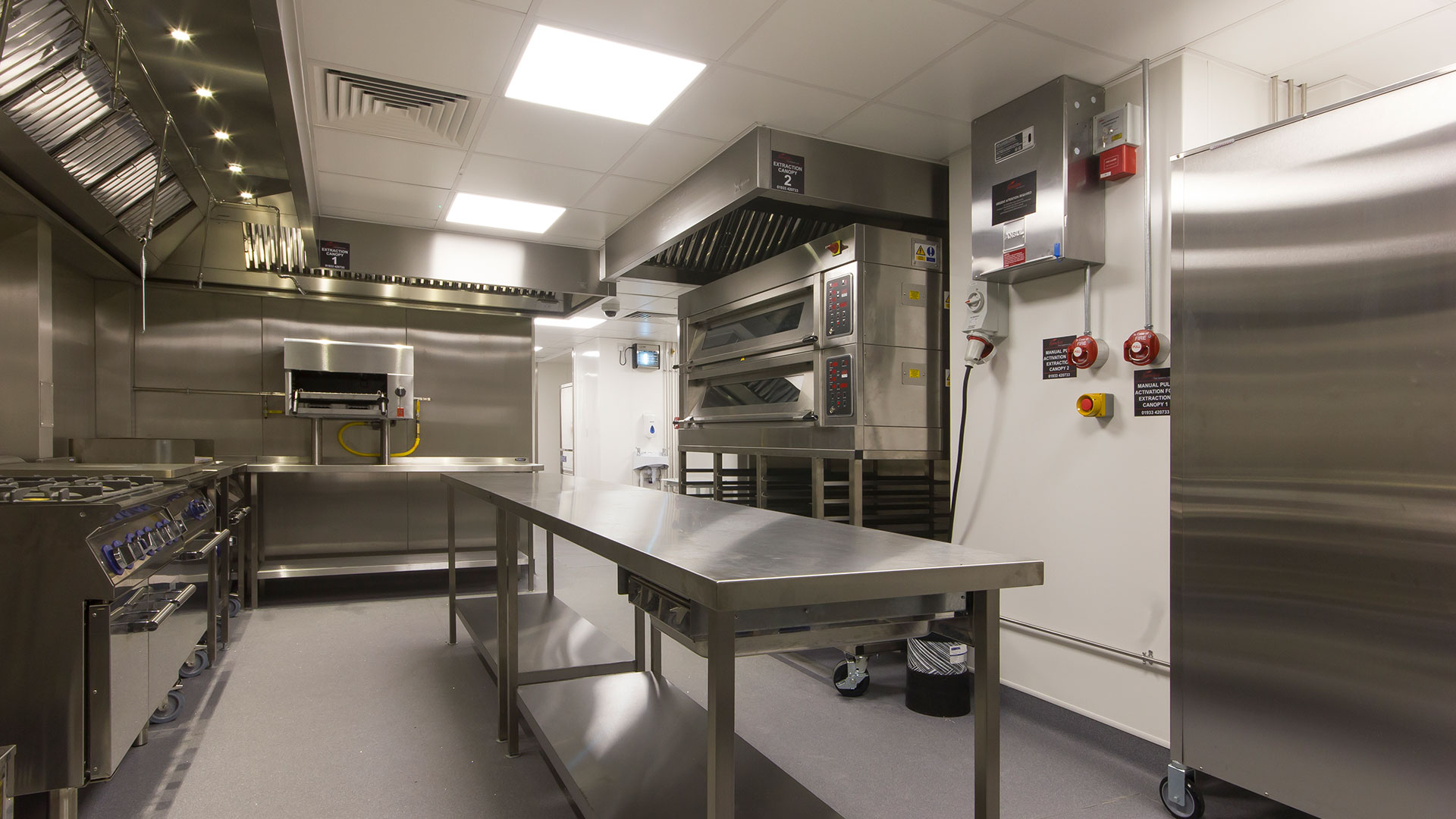 Somerset House Compass Kitchen 1) (1)
